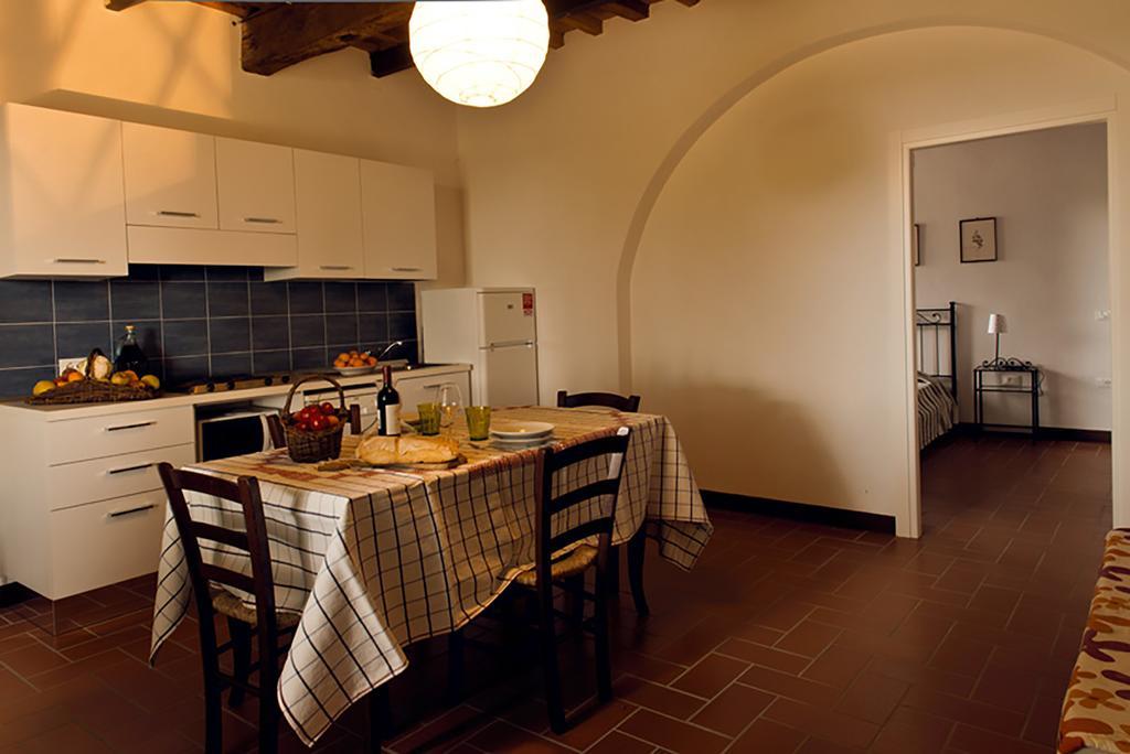 Agriturismo Poggio Agli Ulivi Riotorto Kültér fotó