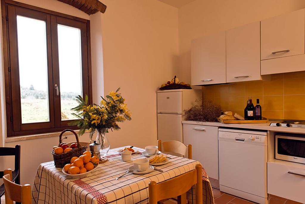 Agriturismo Poggio Agli Ulivi Riotorto Kültér fotó
