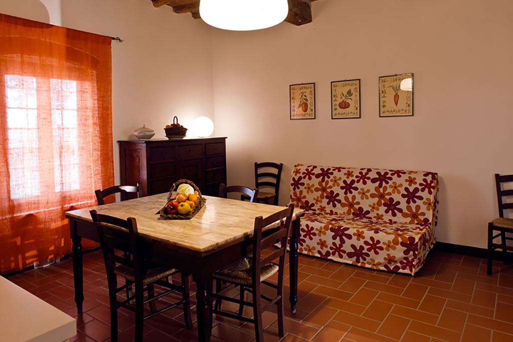 Agriturismo Poggio Agli Ulivi Riotorto Kültér fotó